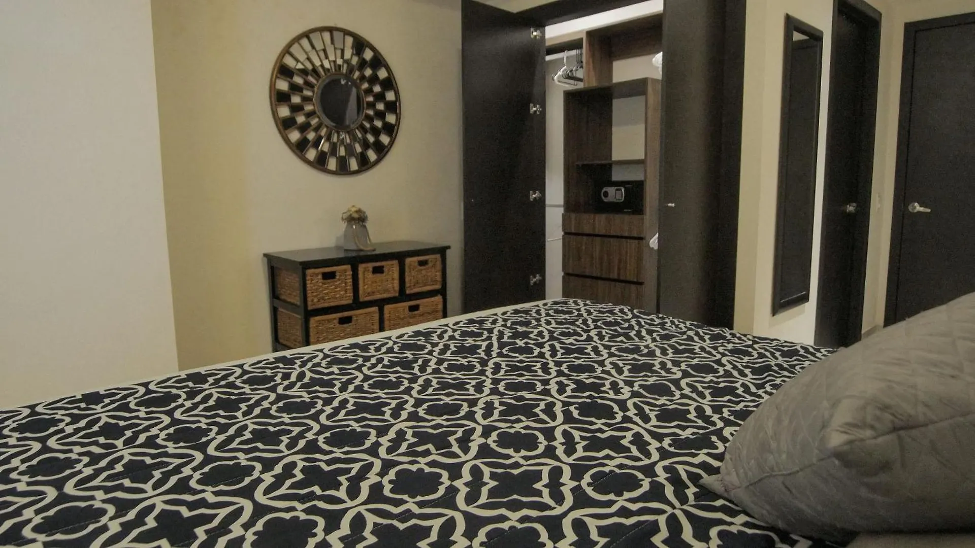 Exquisite Oceanfront Condo Outstanding Experience! Puerto Vallarta